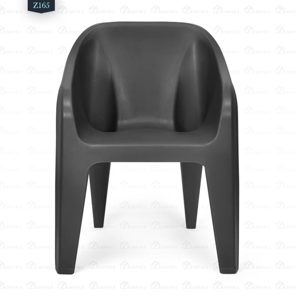 4 Chair and Plastic Table Set - Z165