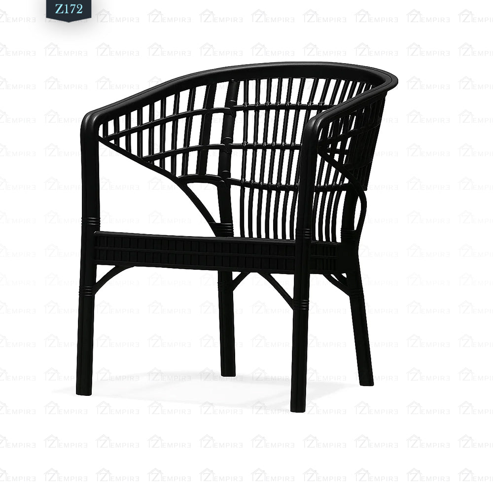 4 Chair and Plastic Table Set - Z172