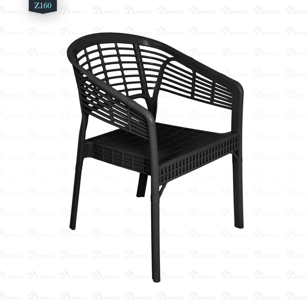 4 Chair and Plastic Table Set - Z160