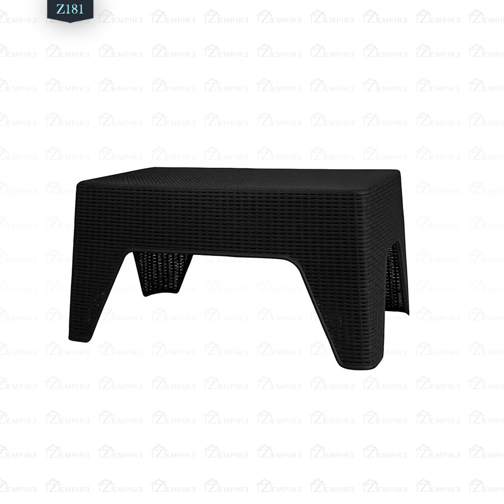 Set of 4 Chairs and 2 Plastic Tables - Z181