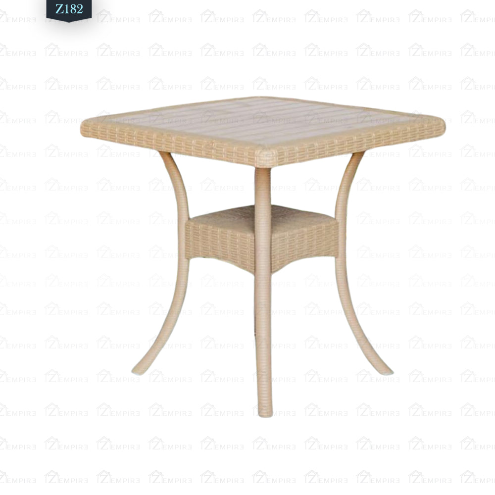 4 Chair and Plastic Table Set - Z182