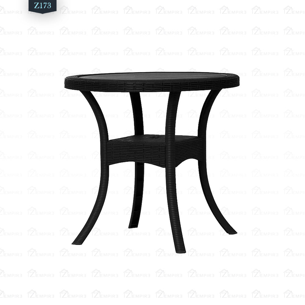 4 Chair and Plastic Table Set - Z173