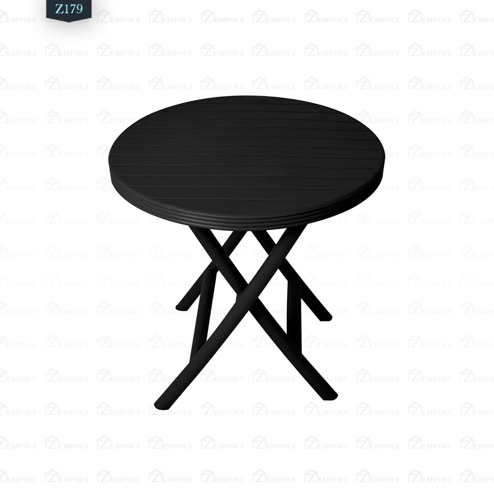 4 Chair and Plastic Table Set - Z179