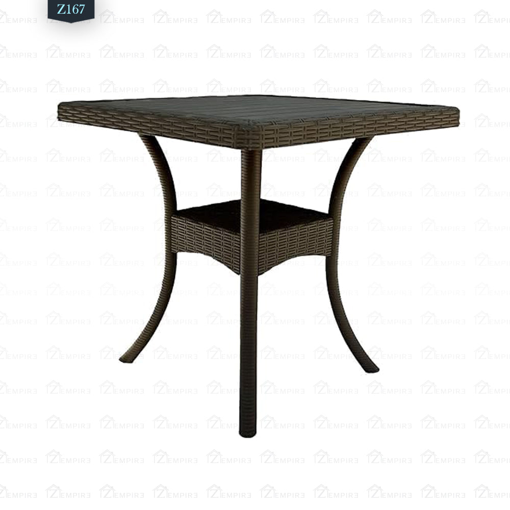 4 Chair and Plastic Table Set - Z167