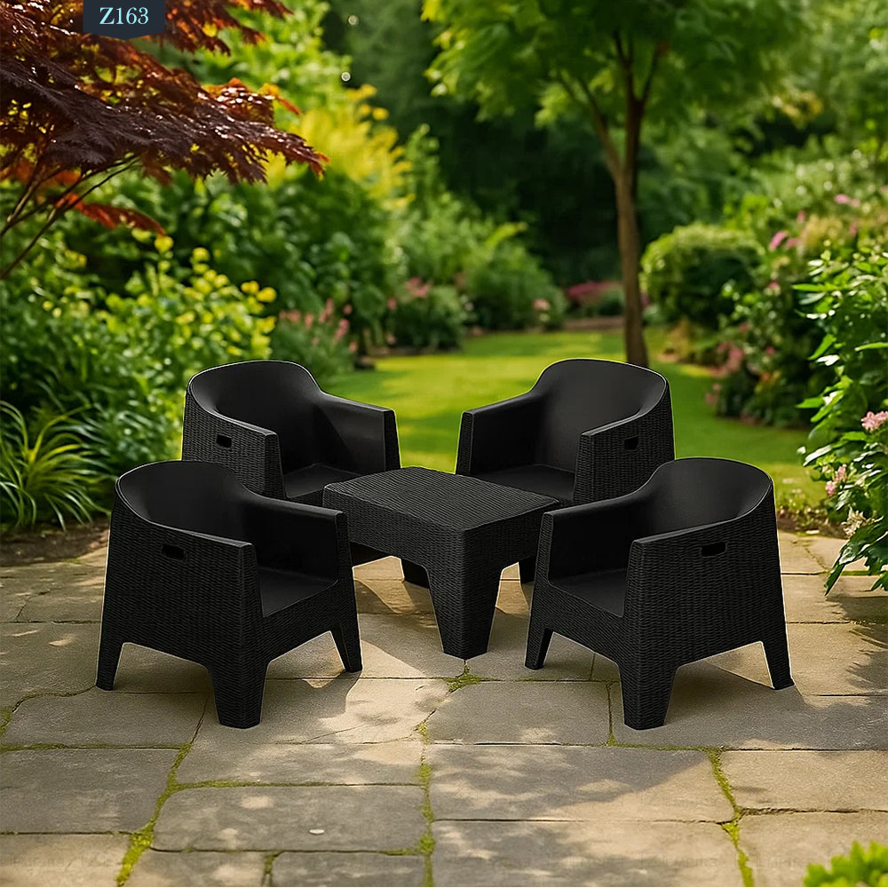 4 Chair and Plastic Table Set - Z163