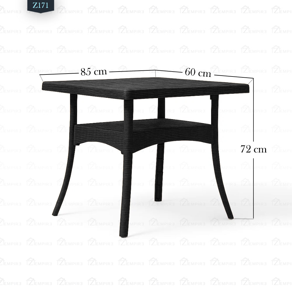 4 Chair and Plastic Table Set - Z171