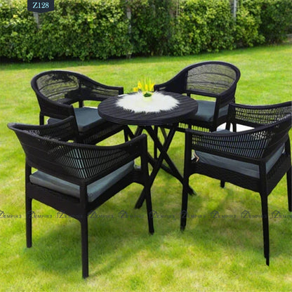 Set of 4 chairs and plastic table - Z128