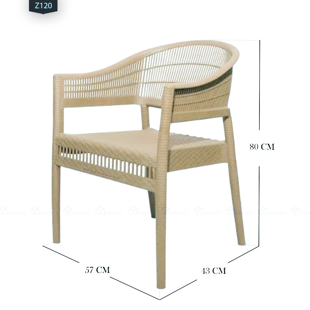 Set of 4 chairs and plastic table - Z120